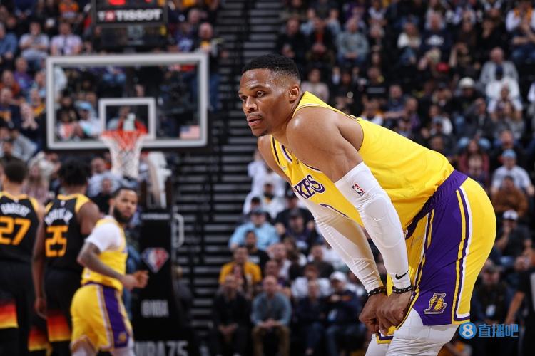 张琳艳身穿阿根廷2026世界杯球衣：期待在美加墨见到梅西（张琳艳身披阿根廷2026世界杯战袍：盼在美加墨与梅西相见）