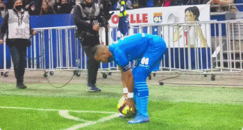 英超战报：蒂亚戈双响，瓦塔拉锁定胜局，布伦特福德3-1伯恩利