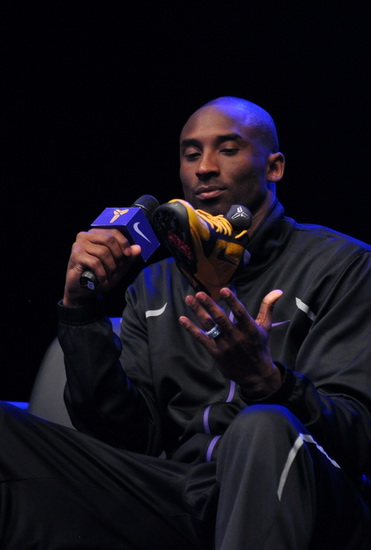 瓜帅：真正的赛季现在才开始；B席是我执教过的最佳球员之一（瓜迪奥拉：赛季从现在才真正开始，贝尔纳多-席尔瓦是我麾下顶级球员之一）