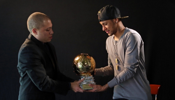 掘金双塔统治篮板榜（掘金双塔称霸篮板榜）