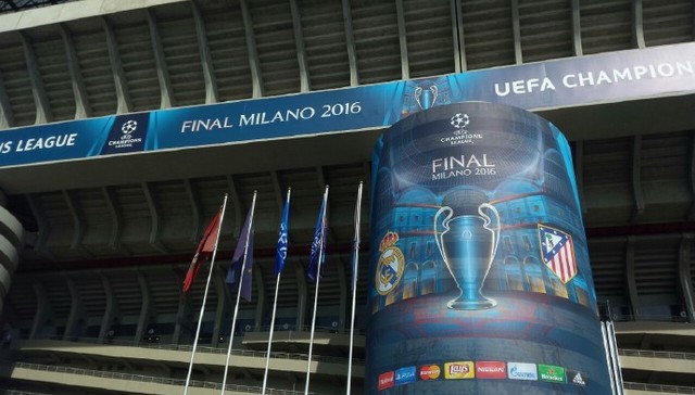 马内：萨拉赫是那种一看到球门就谁也不看的人，这是他的天性（马内：萨拉赫见门就不看人，天性使然）