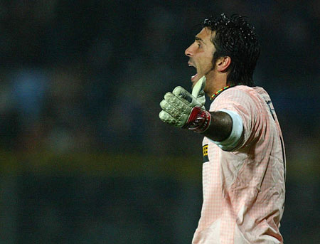 渐入佳境，尤文达成3连胜且迎来斯帕莱蒂执教首次零封取胜（状态回暖！尤文豪取三连胜，斯帕莱蒂执教首度零封告捷）