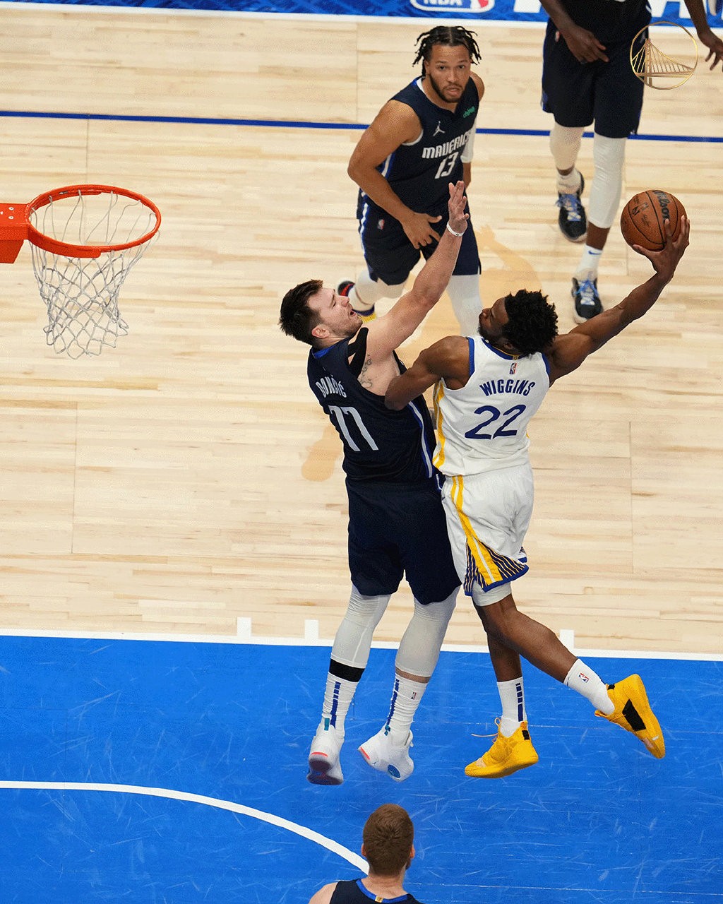 英超代表观战U15联赛后评价：中国球员纪律性强；教练需把决策权交给球员（英超代表观赛U15后：称中国球员纪律出众，建议教练把更多决策权交给球员）