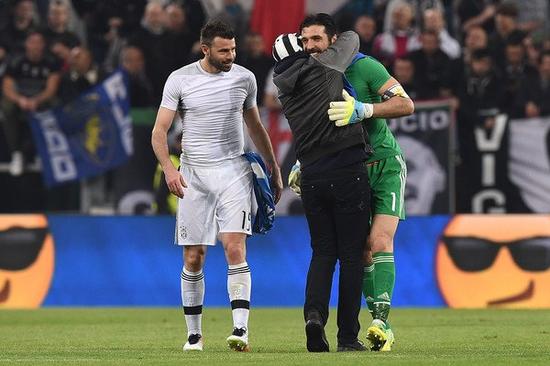 皇马维尼修斯关键进球助球队取胜