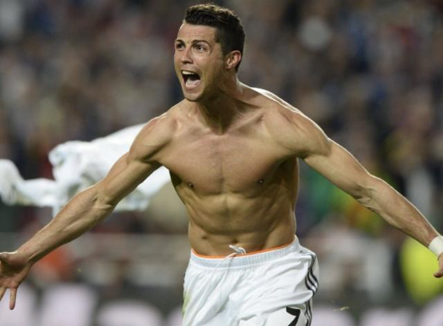 没进行场地检查，一场苏格兰冠军联赛在开赛前15分钟宣布推迟（因未进行场地检查，苏冠比赛开球前15分钟临时宣布延期）