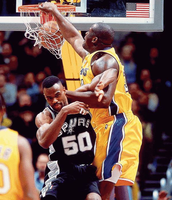 TA：FIFA在卖世界杯期间的停车证，价格是每场75至175美元（TA：FIFA世界杯比赛日停车证开售，单场售价75至175美元）